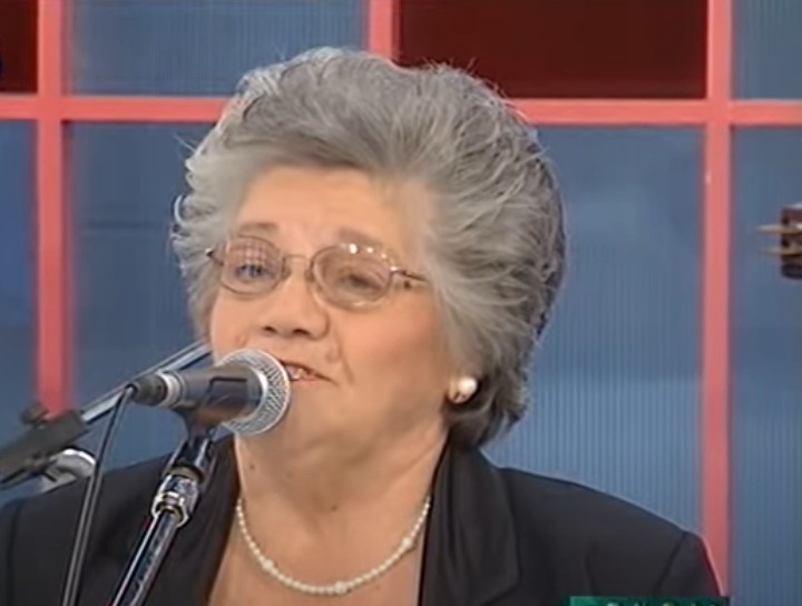 Πέθανε η Ειρήνη Κονιτοπούλου – Λεγάκη, η σπουδαία φωνή του νησιώτικου τραγουδιού