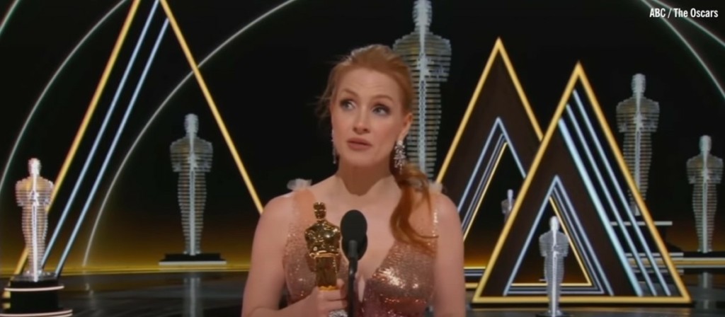 Η Jessica Chastain επιτέλους κέρδισε το χρυσό αγαλματάκι – Της είχε “ξεφύγει” άλλες δυο φορές