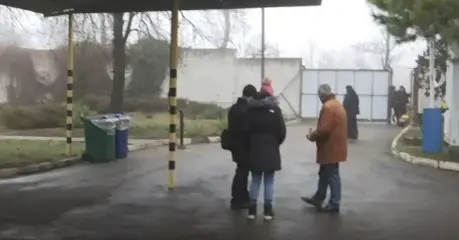 Ξεκίνησαν οι Έλληνες από τη Μαριούπολη με προορισμό τη Ρουμανία, ενώ μαίνονται μάχες με ρωσικά στρατεύματα στην πόλη (vid)