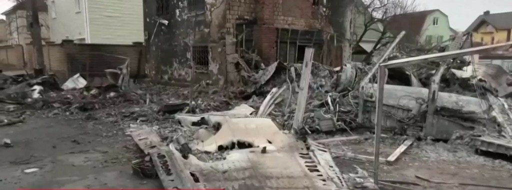 Τουλάχιστον 10 νεκροί από βομβαρδισμούς στο Χάρκοβο – Σοκάρουν οι εικόνες από την πόλη (vids)