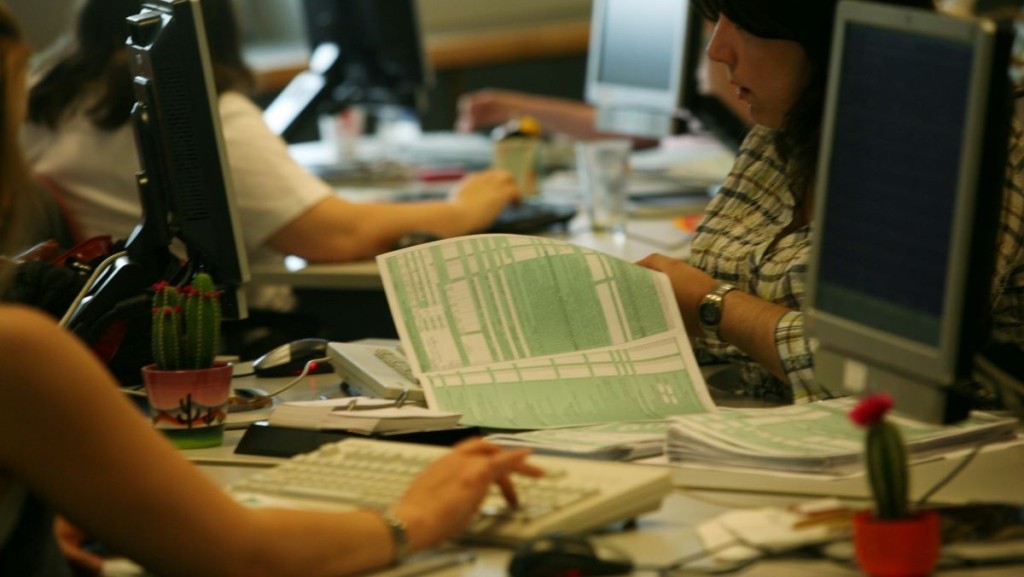 ΑΑΔΕ: Από 1η Απριλίου οι μηνιαίες δηλώσεις ΦΠΑ νεοσύστατων επιχειρήσεων με απλογραφικό λογιστικό σύστημα