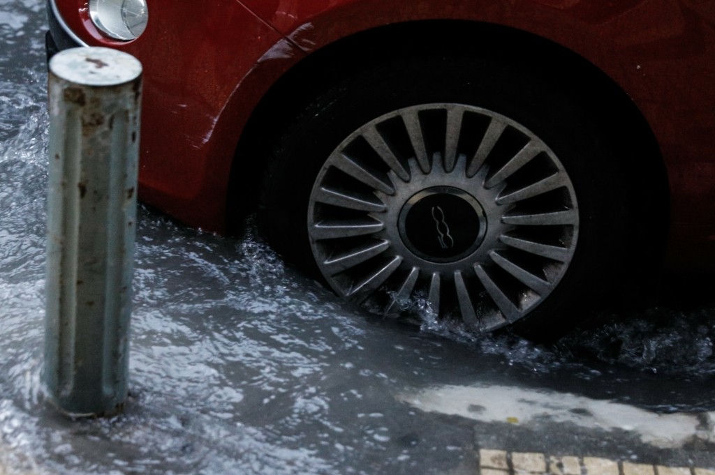 Τοπικές μπόρες αναμένονται την Πέμπτη από το μεσημέρι