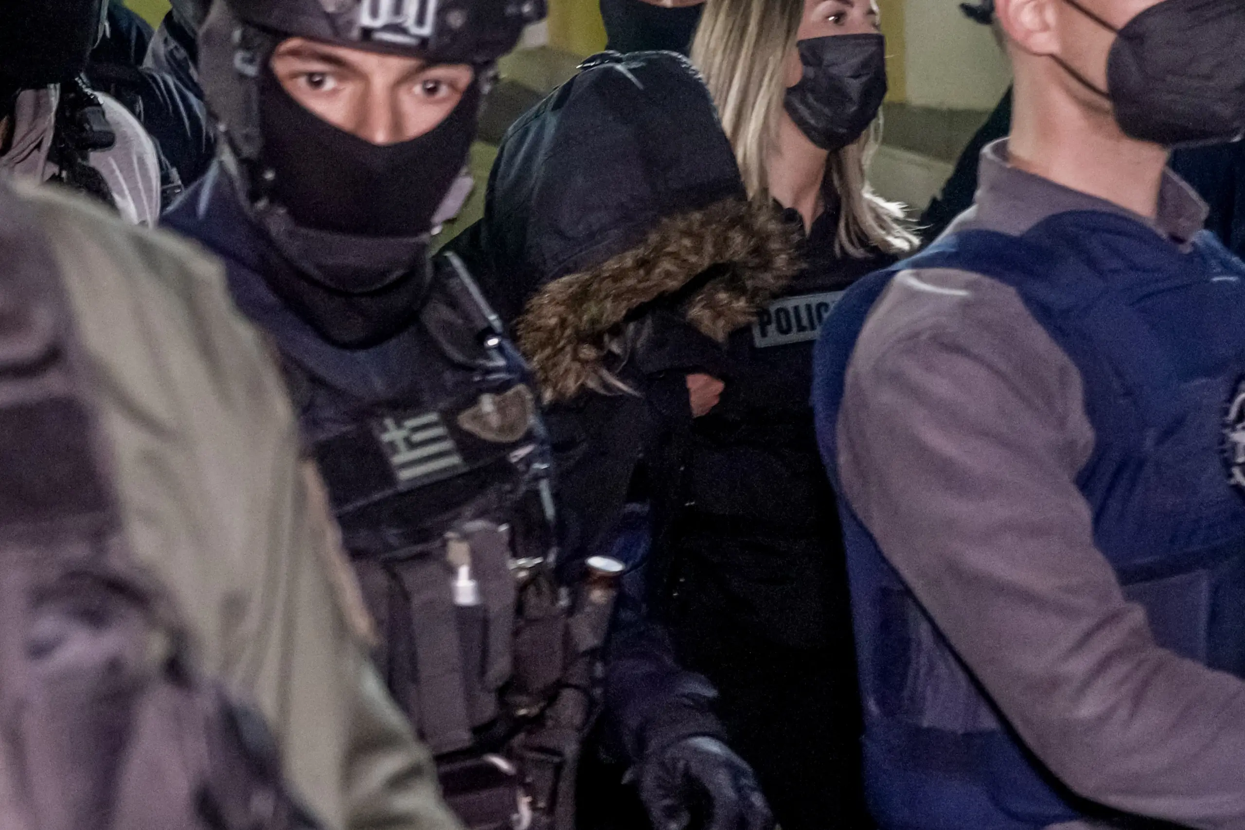 Υπό αυστηρή επιτήρηση στον Κορυδαλλό η Ρούλα Πισπιρίγκου – Κάνουν “φύλλο και φτερό” τα κινητά της – Ποιοι θα κληθούν για κατάθεση (vids)