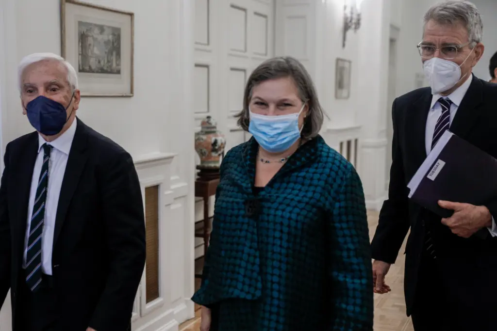 Η Αμερικανίδα υφυπουργός Εξωτερικών στο πλευρό της Ελλάδας – “Απαράδεκτες οι παραβιάσεις του ελληνικού FIR από την Τουρκία”