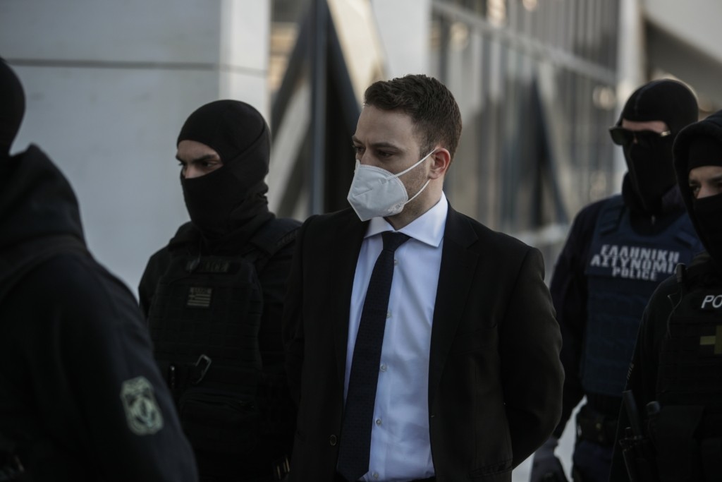 Κατάθεση «καταπέλτης» από την ιατροδικαστή για τον Μπάμπη Αναγνωστόπουλο – «Η Καρολάιν ζούσε σε ένα χρυσό κλουβί»