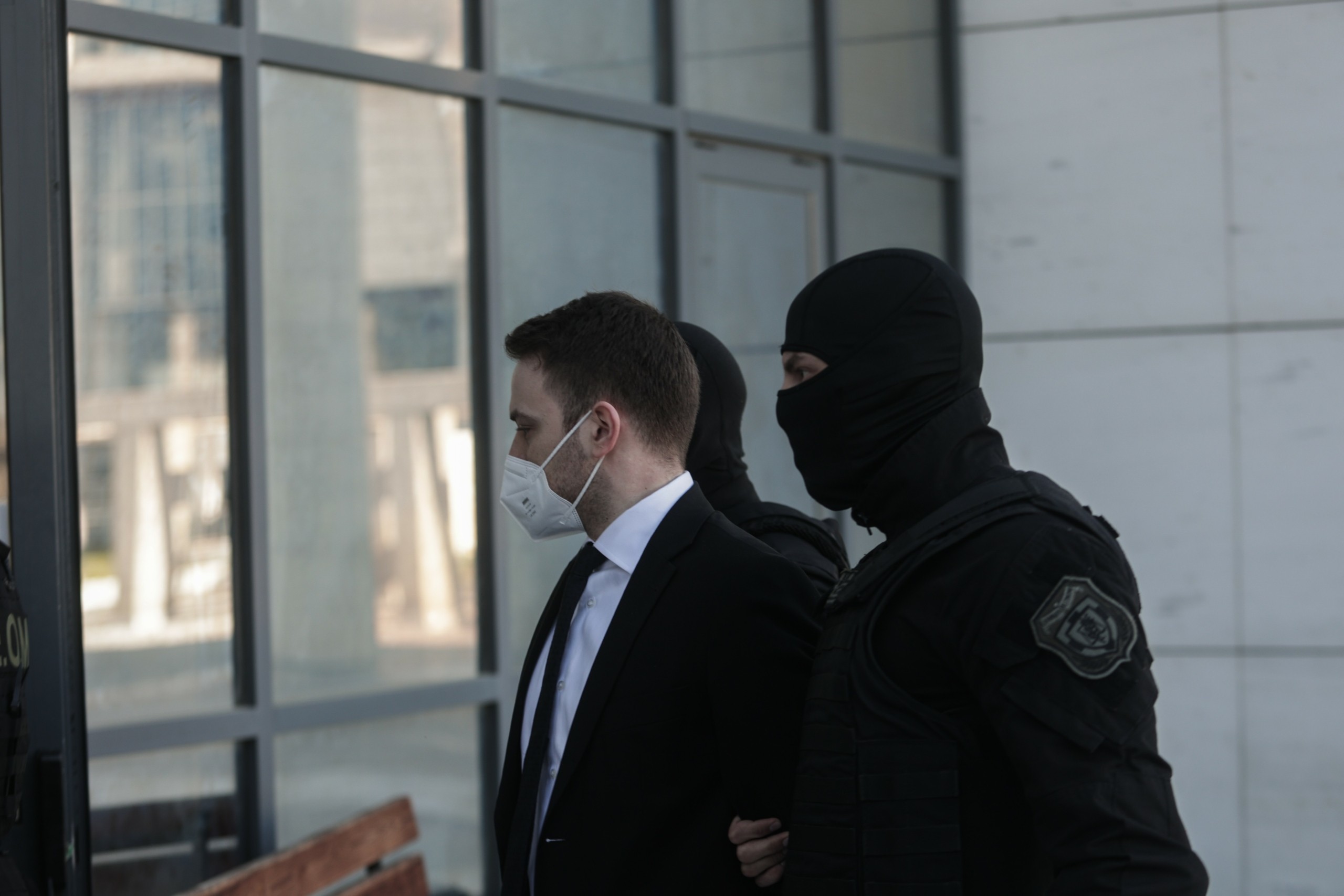 Συγκλόνισε στο δικαστήριο η σύμβουλος ψυχικής υγείας για την Καρολάιν – “Ψυχορραγούσε στα χέρια του και τη δολοφόνησε”