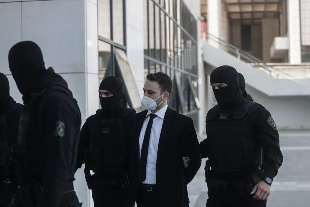 Η σύμβουλος ψυχικής υγείας “καίει” Αναγνωστόπουλο – “Ήταν χειριστικός – Η Καρολάιν ήθελε να φύγει από το σπίτι”