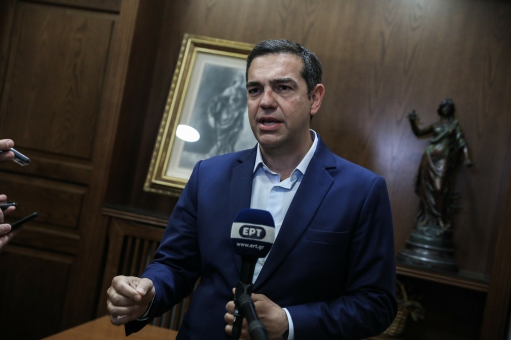Τροπολογία ΣΥΡΙΖΑ για μη πληρωμή της ρήτρας αναπροσαρμογής στο ρεύμα