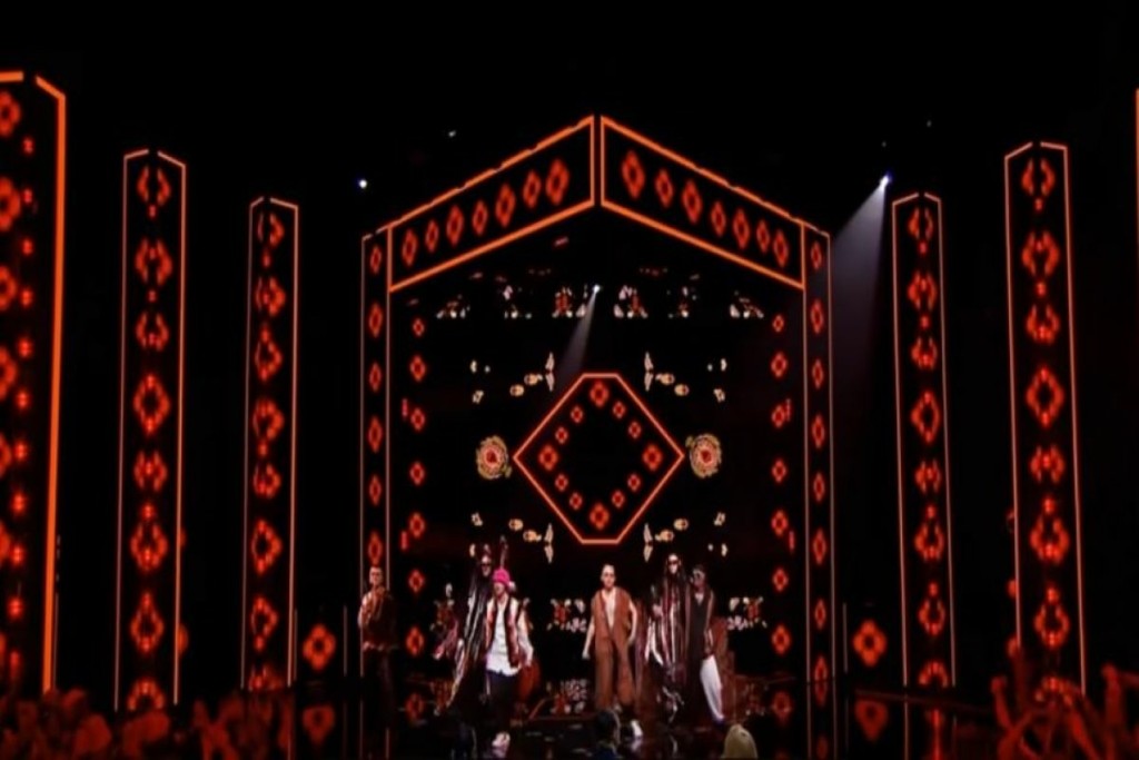 Οι Kalush Orchestra στηρίζουν την Ουκρανία από τη Eurovision – Η συμμετοχή “φαβορί” και η ιστορία του συγκροτήματος (vid)