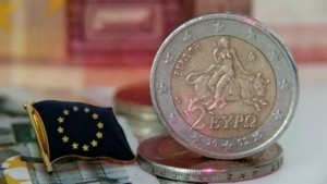 Συνάλλαγμα: Το ευρώ υποχωρεί 0,05%, στα 1,1551 δολάρια