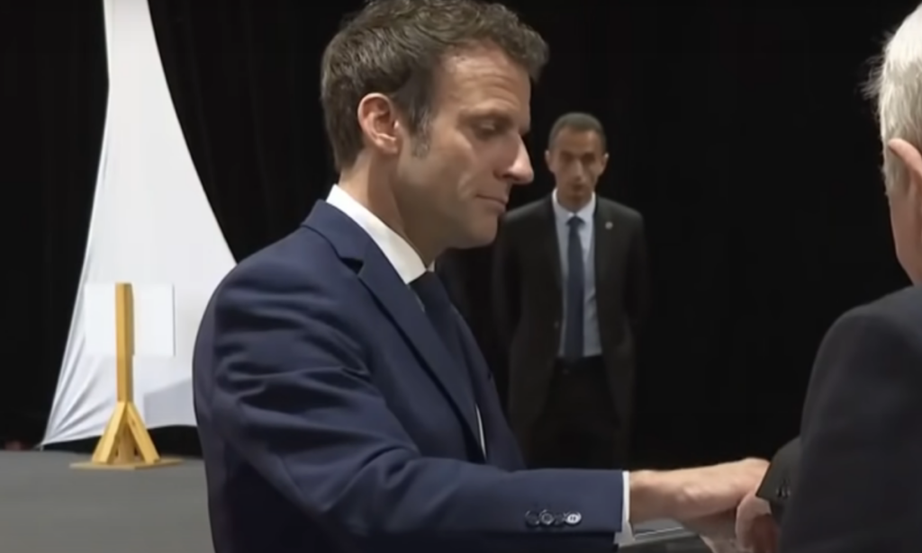 Η Γαλλία μπαίνει σε περίοδο βουλευτικών εκλογών – Έντονες οι ζυμώσεις και οι διαβουλεύσεις