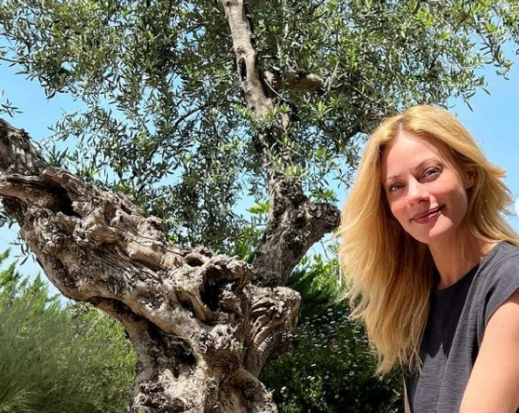 Η Ζέτα Μακρυπούλια φόρεσε το μαγιό της και ανέβασε τη θερμοκρασία! (pic)