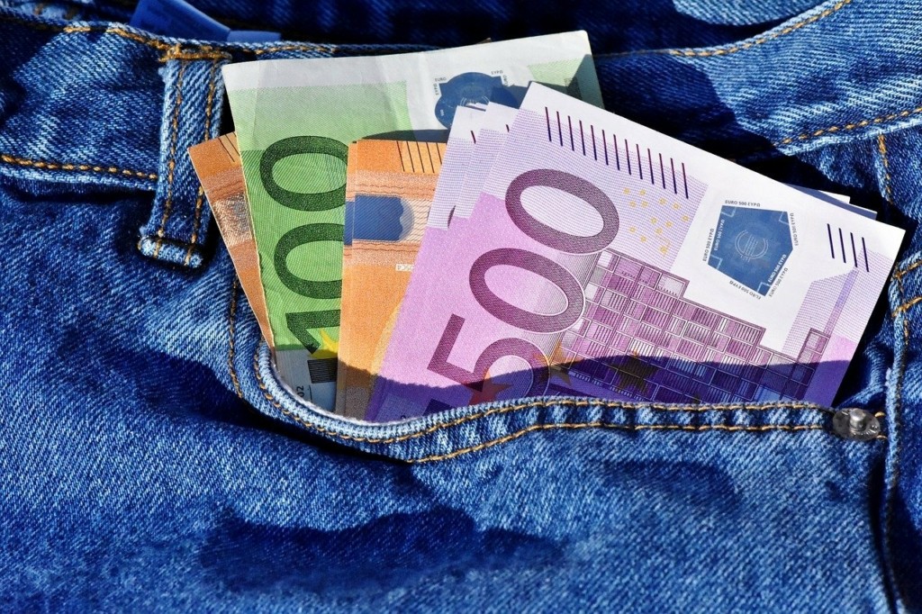 Πότε πληρώνονται οι εργαζόμενοι το Δώρο Πάσχα – Τι ισχύουν για όσους ήταν σε αναστολή