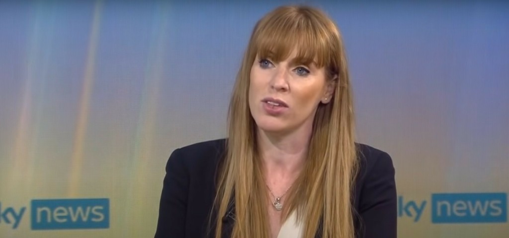 Σάλος στη Βρετανία με σεξιστικά σχόλια βουλευτών σε συνάδελφό τους – Καταδίκασε τον μισογυνισμό ο Τζόνσον