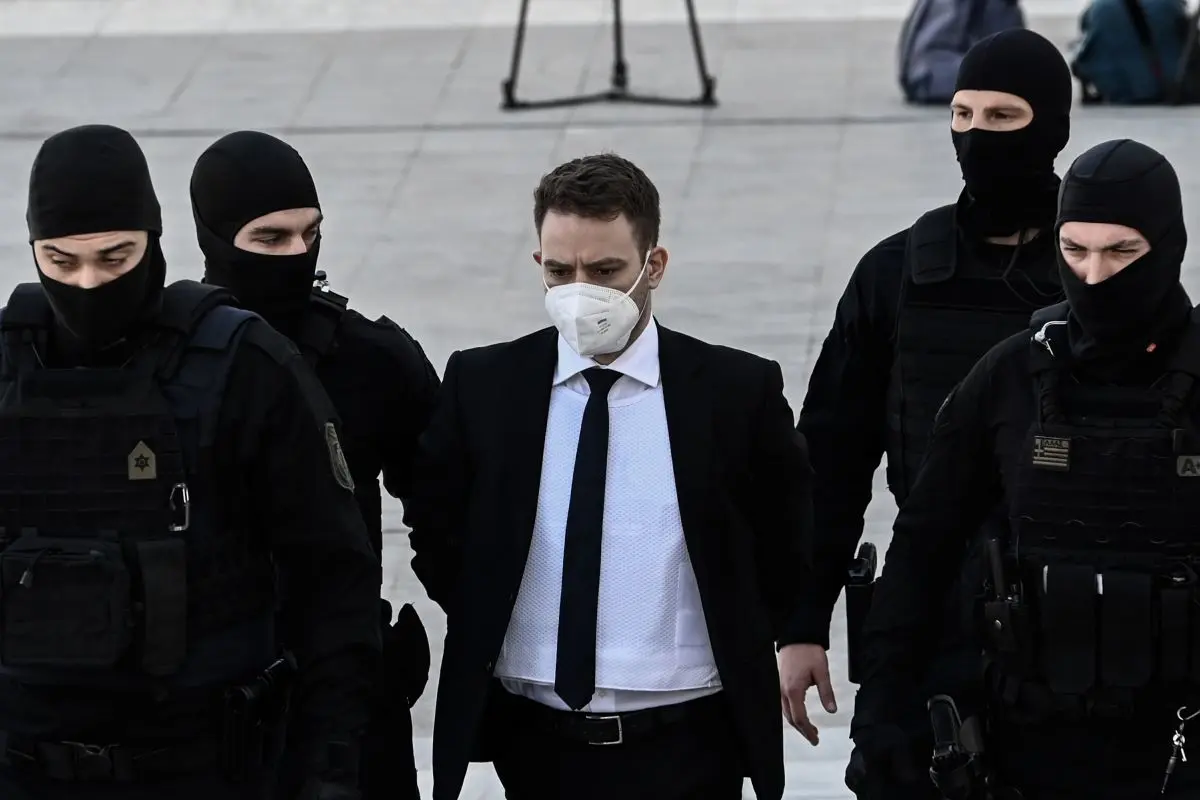 Απόπειρα δολοφονίας σε βάρος του Μπάμπη Αναγνωστόπουλου – Πως προσπάθησαν να τον σκοτώσουν