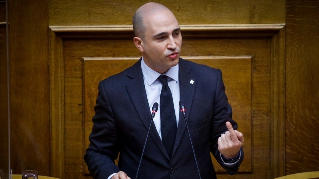 Για πρώτη φορά… μπαμπάς ο Κωνσταντίνος Μπογδάνος