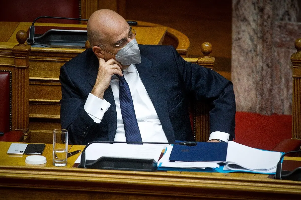 Επικοινωνία Δένδια με τον Ουκρανό ΥΠΕΞ – “Η Ελλάδα προτίθεται να στείλει ανθρωπιστική βοήθεια”