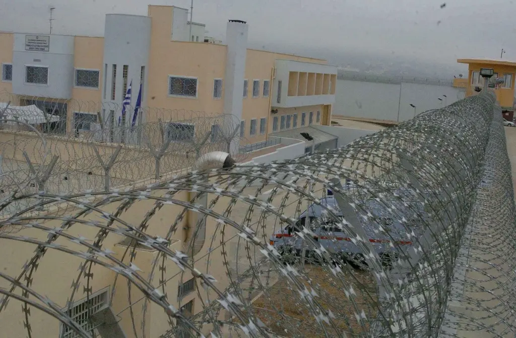 Χανιά: Ποσότητα ηρωίνης εντοπίστηκε σε φυλακές στην Αγυιά