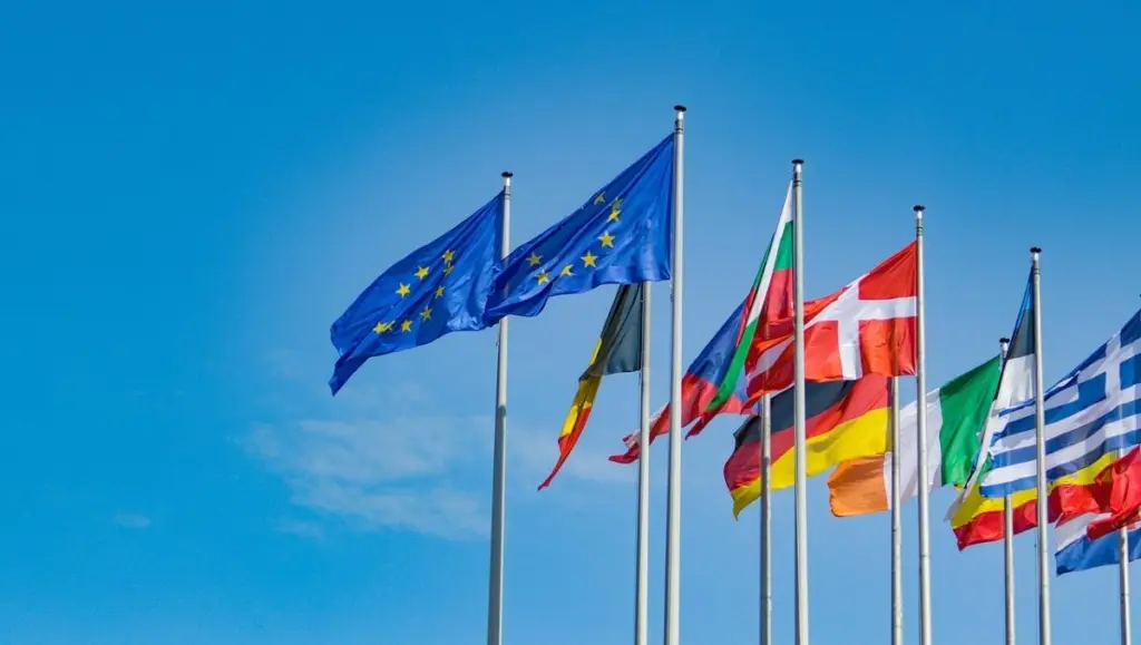 ΕΕ: Παρατείνει για 6 μήνες τις κυρώσεις κατά της Ρωσίας