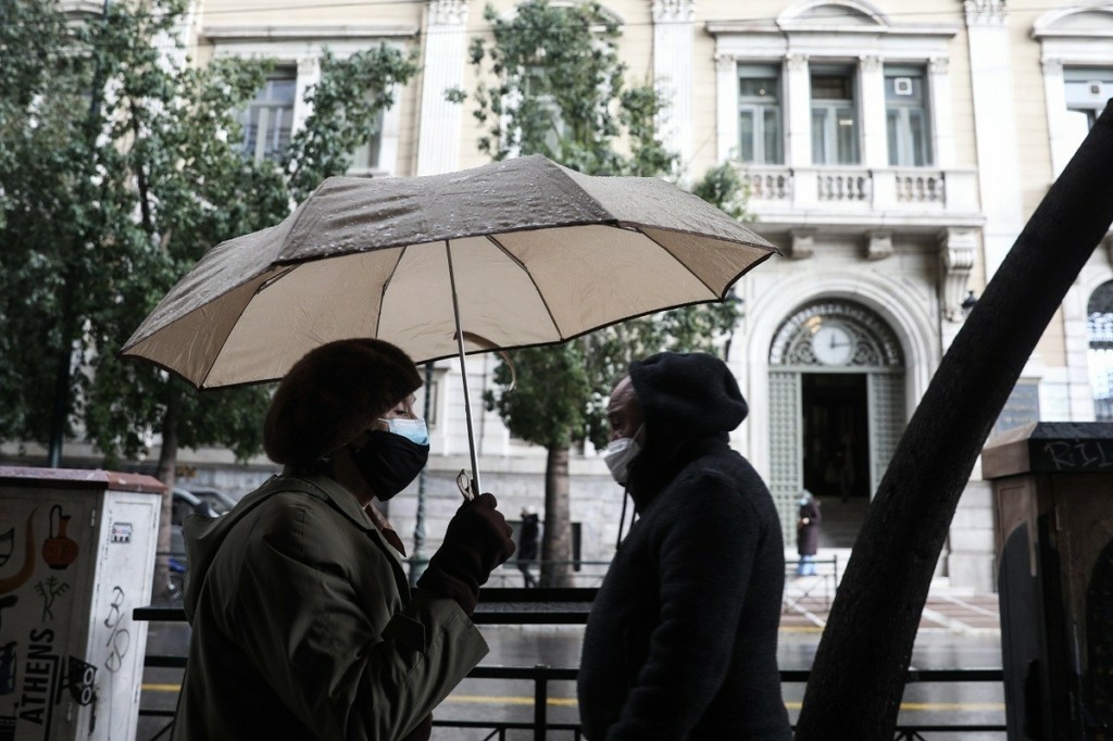 Με βροχές και καταιγίδες υποδεχόμαστε την Κυριακή των Βαΐων – Πτώση της θερμοκρασίας και αφρικάνική σκόνη σε πολλές περιοχές