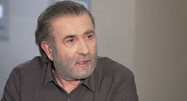 Ο Λάκης Λαζόπουλος “κατακεραυνώνει” τον Ρουβά – “Είναι καλό να μάθεις τη διαφορά ενός τοξικομανούς με έναν παιδεραστή” (vid)