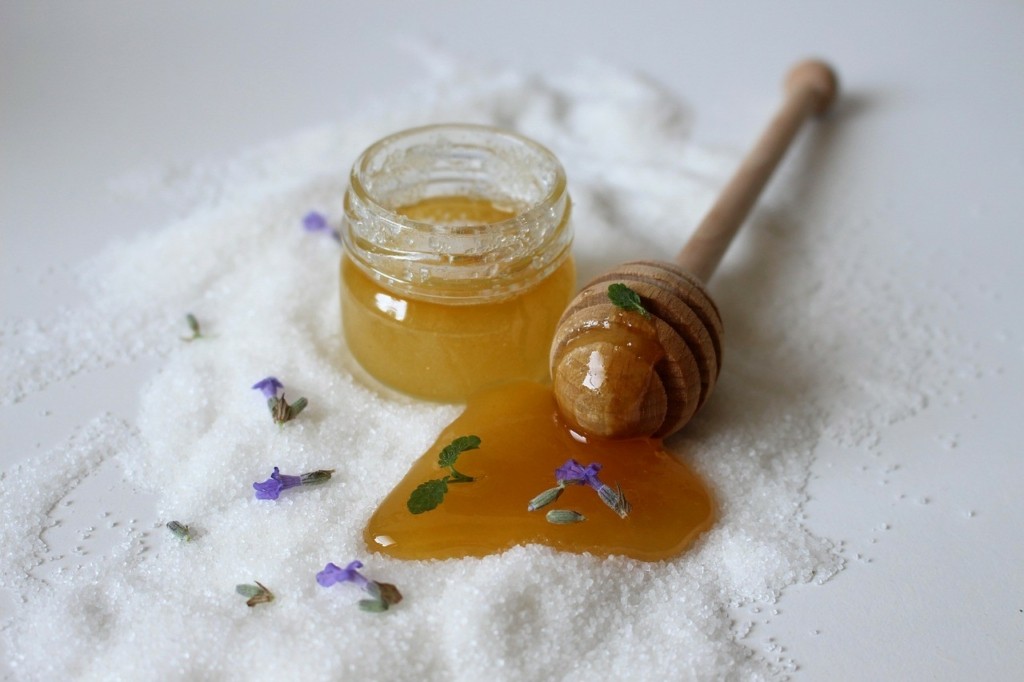 DIY scrub σώματος για αποτοξίνωση μετά το Πάσχα!