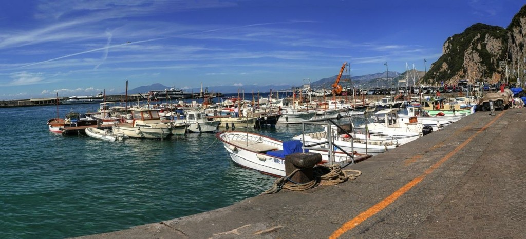 Η Ιταλία απαγορεύει στα ρωσικά πλοία να πλησιάσουν τη χώρα