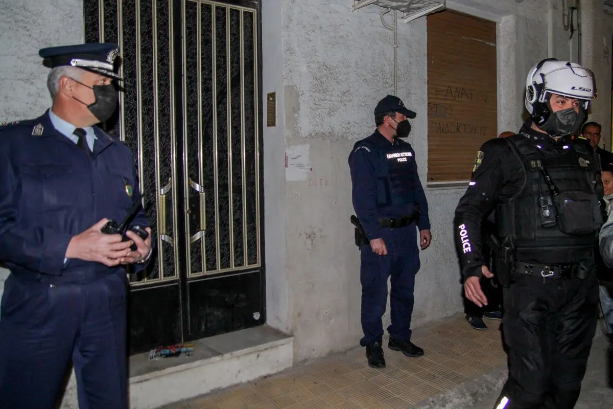 “Φύλλο και φτερό” ο ιατρικός φάκελος της σπιτονοικοκυράς της Πισπιρίγκου – Τι έγραφε το πληρεξούσιο στον Δασκαλάκη (vids)