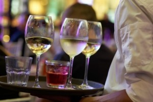 ΓΣΕΕ: Πώς αμείβονται οι εργαζόμενοι του ιδιωτικού τομέα την αργία της 15ης Αυγούστου