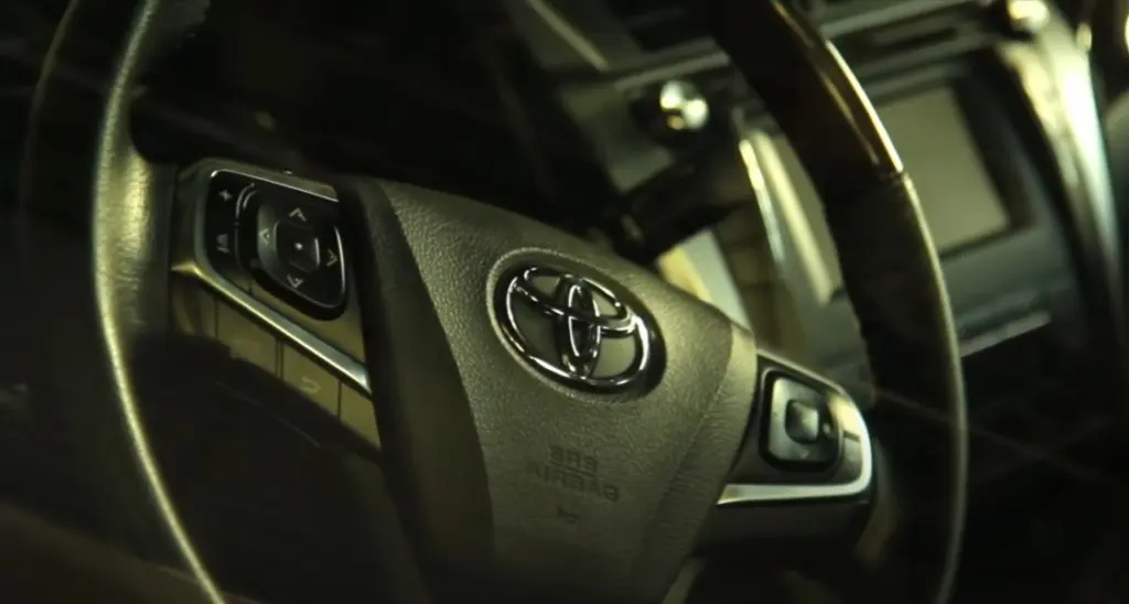 Προειδοποίηση της Toyota προς το Ηνωμένο Βασίλειο – Θα αποχωρήσει εάν δεν υπάρξει ομαλή μετάβαση στα ηλεκτρικά οχήματα