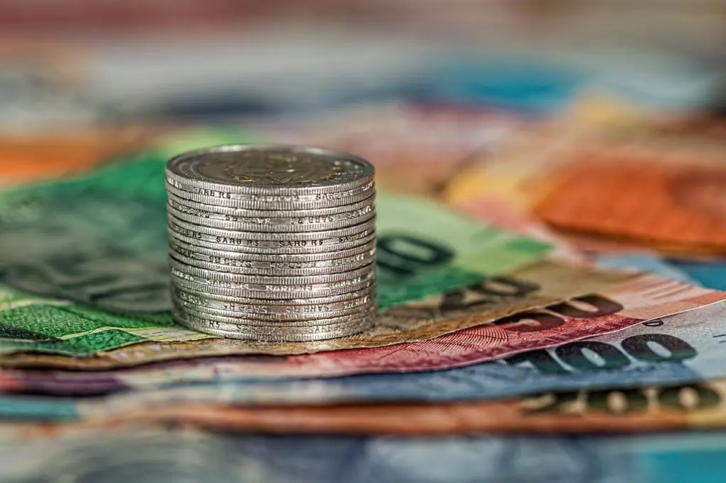 Πόσο αυξάνονται τα επιδόματα του ΟΑΕΔ από την 1η Μαΐου