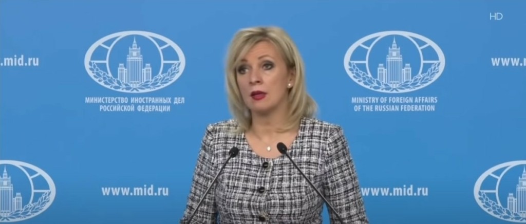 Ζαχάροβα: Αποκαλεί εμμέσως κλόουν τον Ζελένσκι – Το βίντεο που ανέβασε