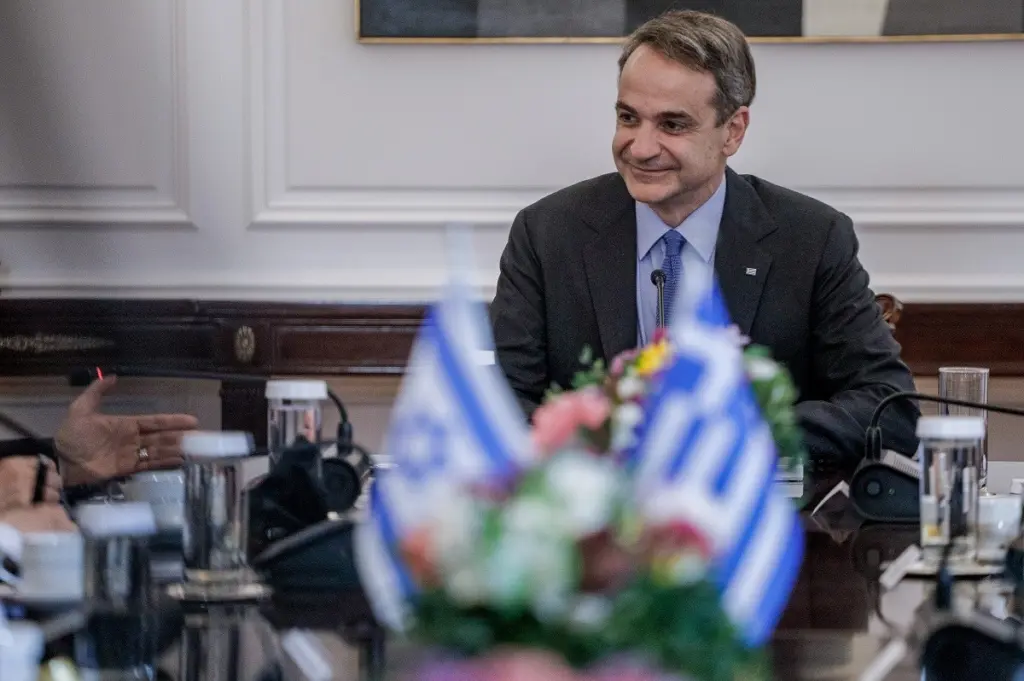 Η δήλωση του Μητσοτάκη για την ομιλία Ζελένσκι – “Πολιορκημένοι, αλλά ελεύθεροι”