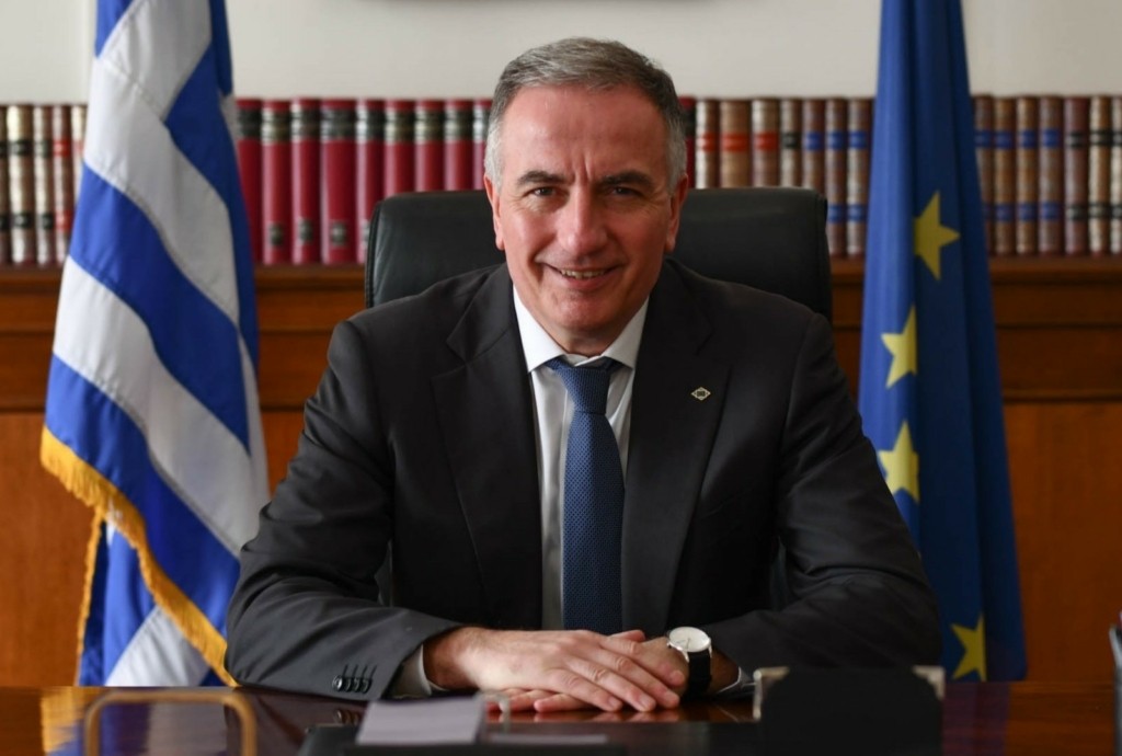 Στο θολό τοπίο της παγκόσμιας κρίσης, η Θεσσαλονίκη συνεχίζει το δρόμο για περισσότερο φως