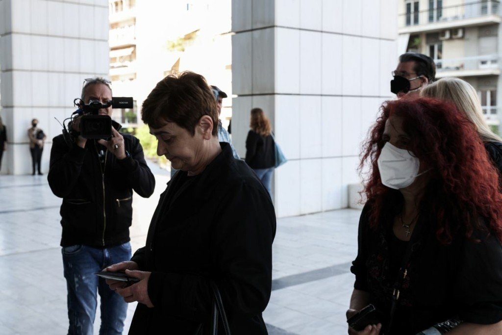 Συνάντηση με τον Μητσοτάκη ζήτησε η μητέρα της Τοπαλούδη – “Δεν μπορεί να έχουν δικαιώματα μόνο οι δολοφόνοι των παιδιών μας”