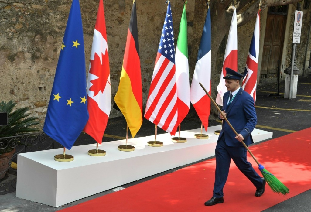 G7 και ΗΠΑ στριμώχνουν τον Πούτιν με νέες κυρώσεις – Στο στόχαστρο πετρέλαιο, ΜΜΕ, υπηρεσίες