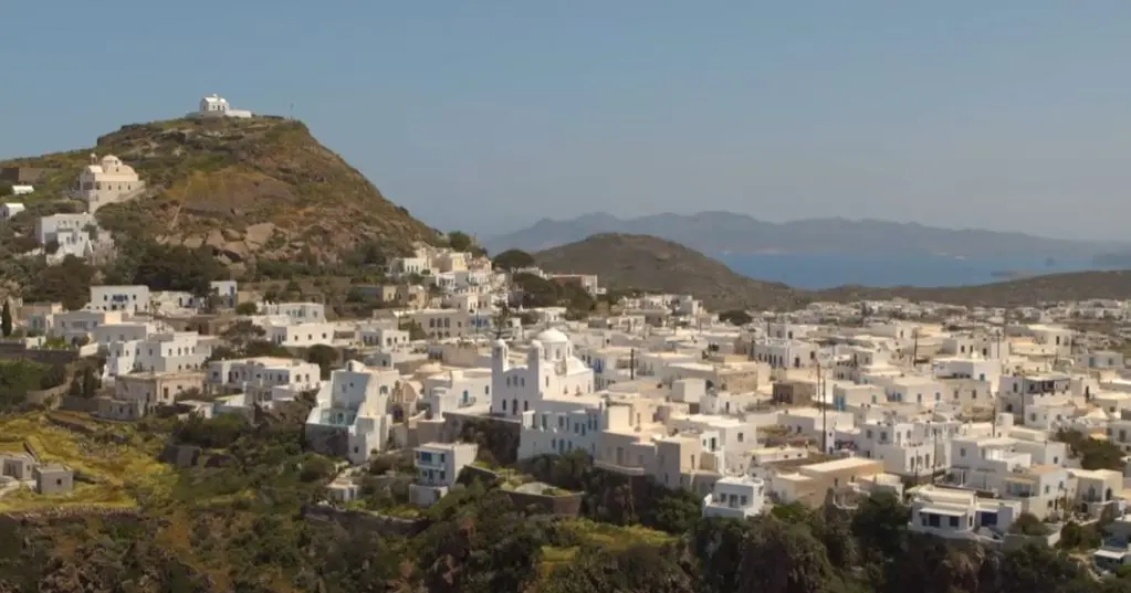“Θα θελήσεις να μείνεις για πάντα στην Ελλάδα” – Η νέα καμπάνια για το ελληνικό καλοκαίρι με πρωταγωνιστή έναν… Αυστριακό! (vid)