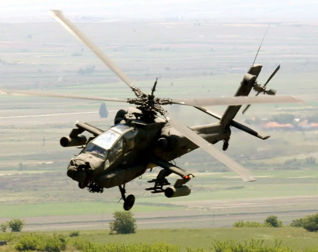 Τι πρόβλημα εμφάνισε το Apache που έκανε αναγκαστική προσγείωση στην Εύβοια (pic)