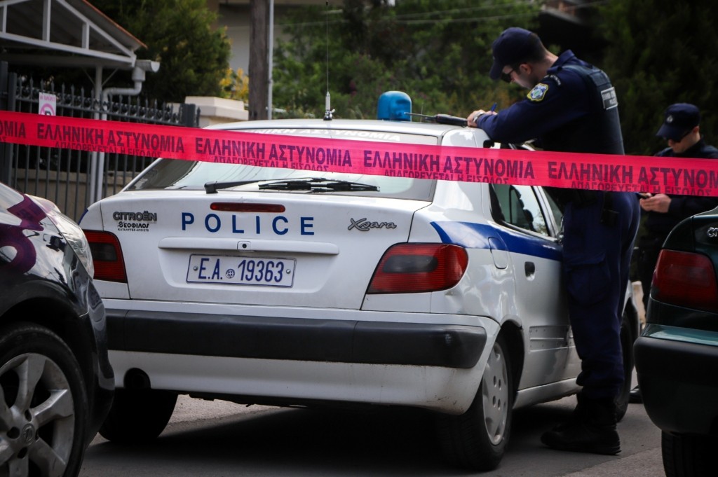 Φρικτό έγκλημα στην Ομόνοια – Μαχαίρωσε μέχρι θανάτου τον πατέρα του στον ύπνο