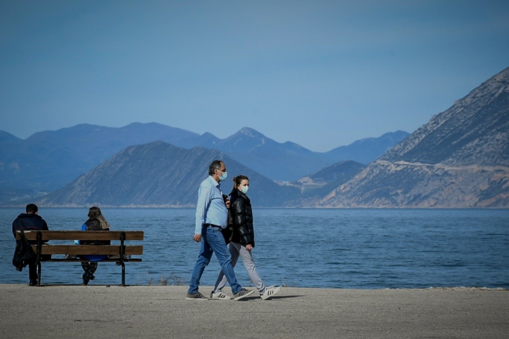 Τρομακτικό θέαμα στην παραλία της Πάτρας – Εμφανίστηκε ένα περίεργο πλάσμα με τα τεράστια δόντια (pics)