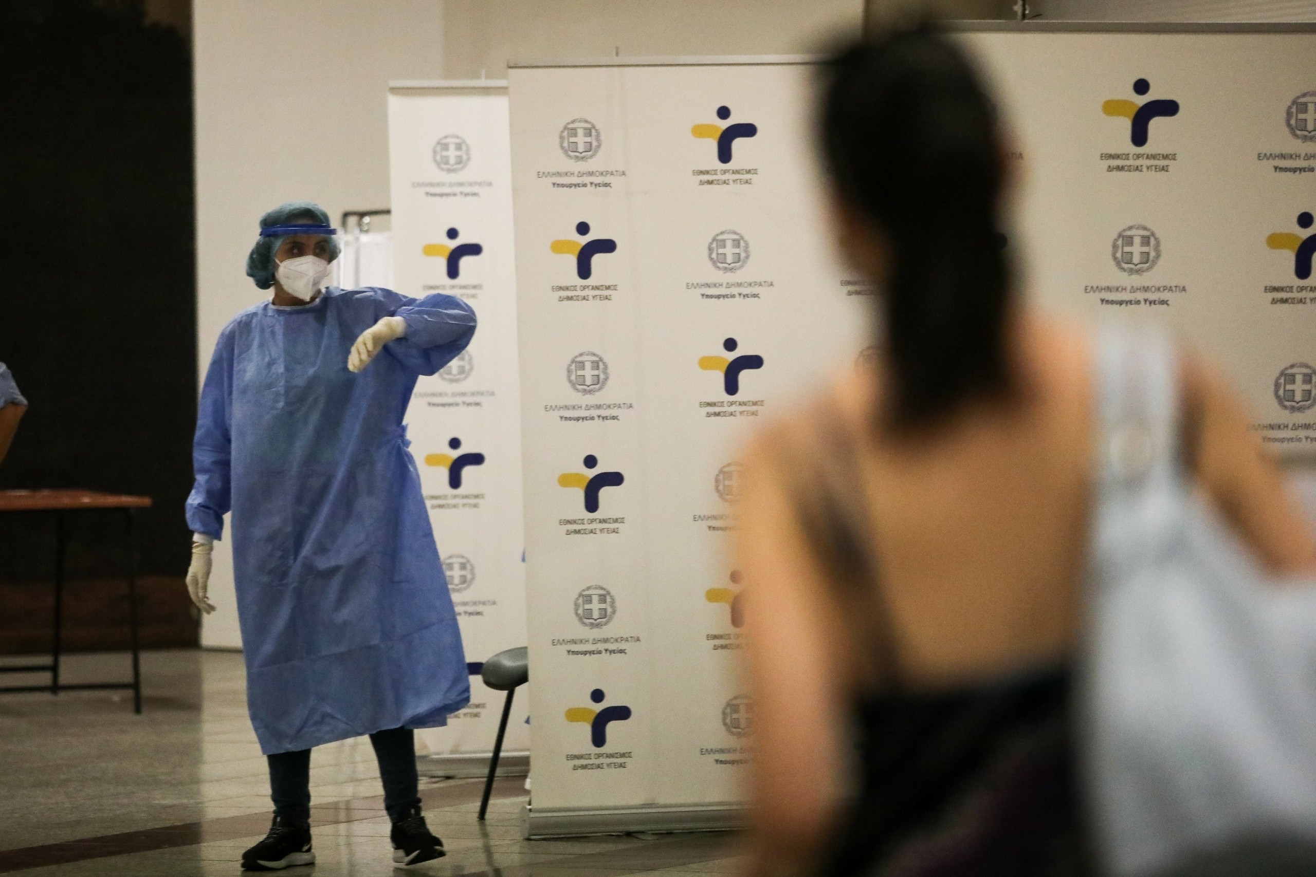Κάτω από 5.000 τα κρούσματα το Σάββατο – 19 θάνατοι – Πόσοι διασωληνωμένοι ανακοινώθηκαν