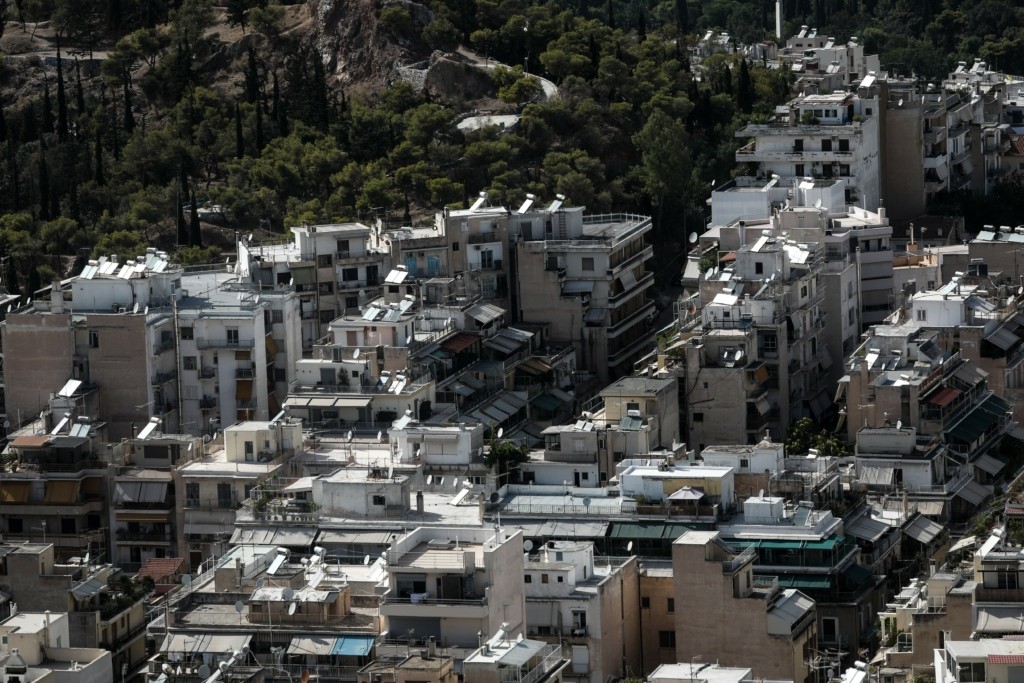 Η ώρα του ΕΝΦΙΑ – Αναρτώνται έως την Τρίτη τα εκκαθαριστικά – Τι αλλάζει στα φετινά “ραβασάκια”