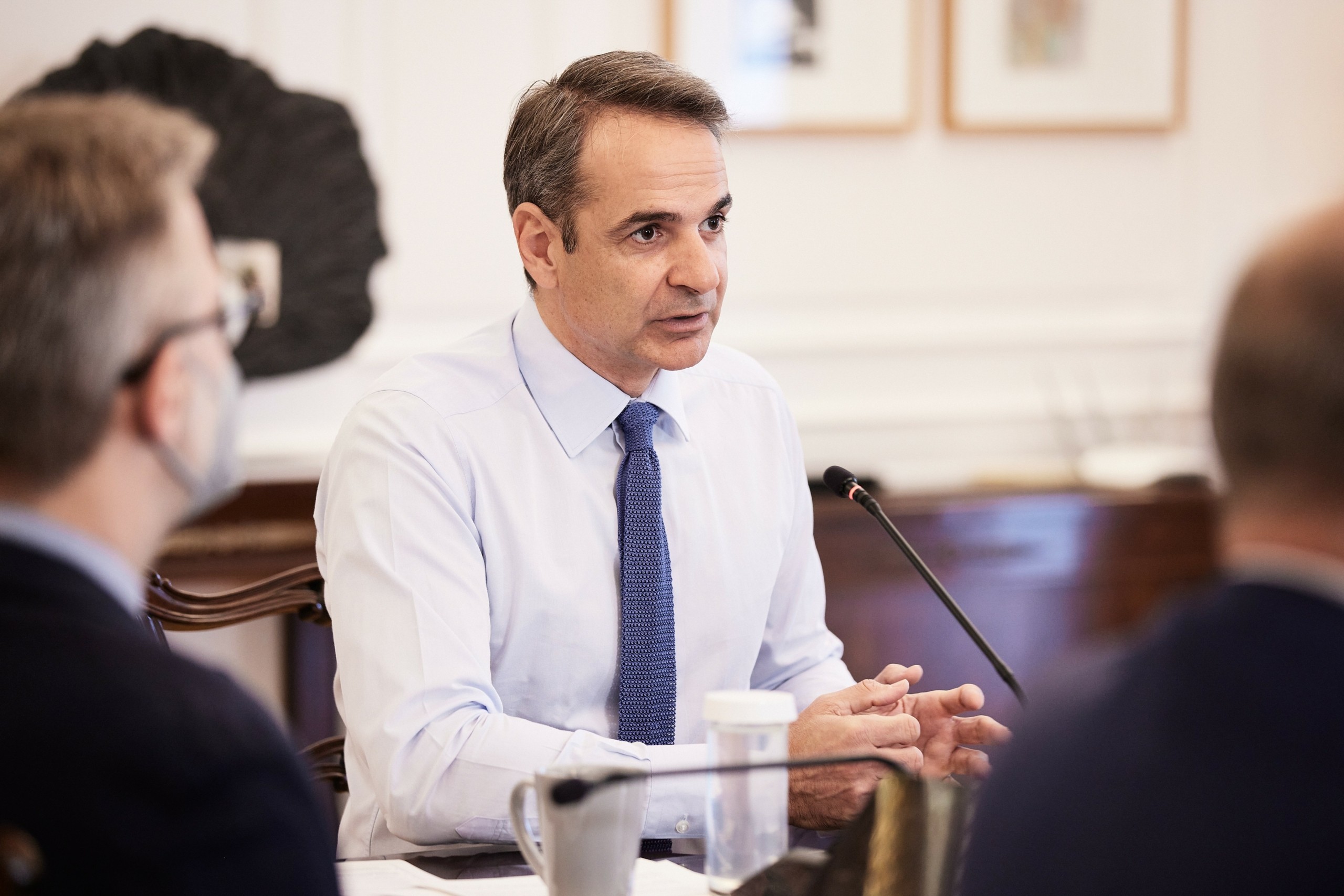 “Τιμούμε την Εργατική Πρωτομαγιά με αύξηση του κατώτατου μισθού” – Το μήνυμα του Κυριάκου Μητσοτάκη