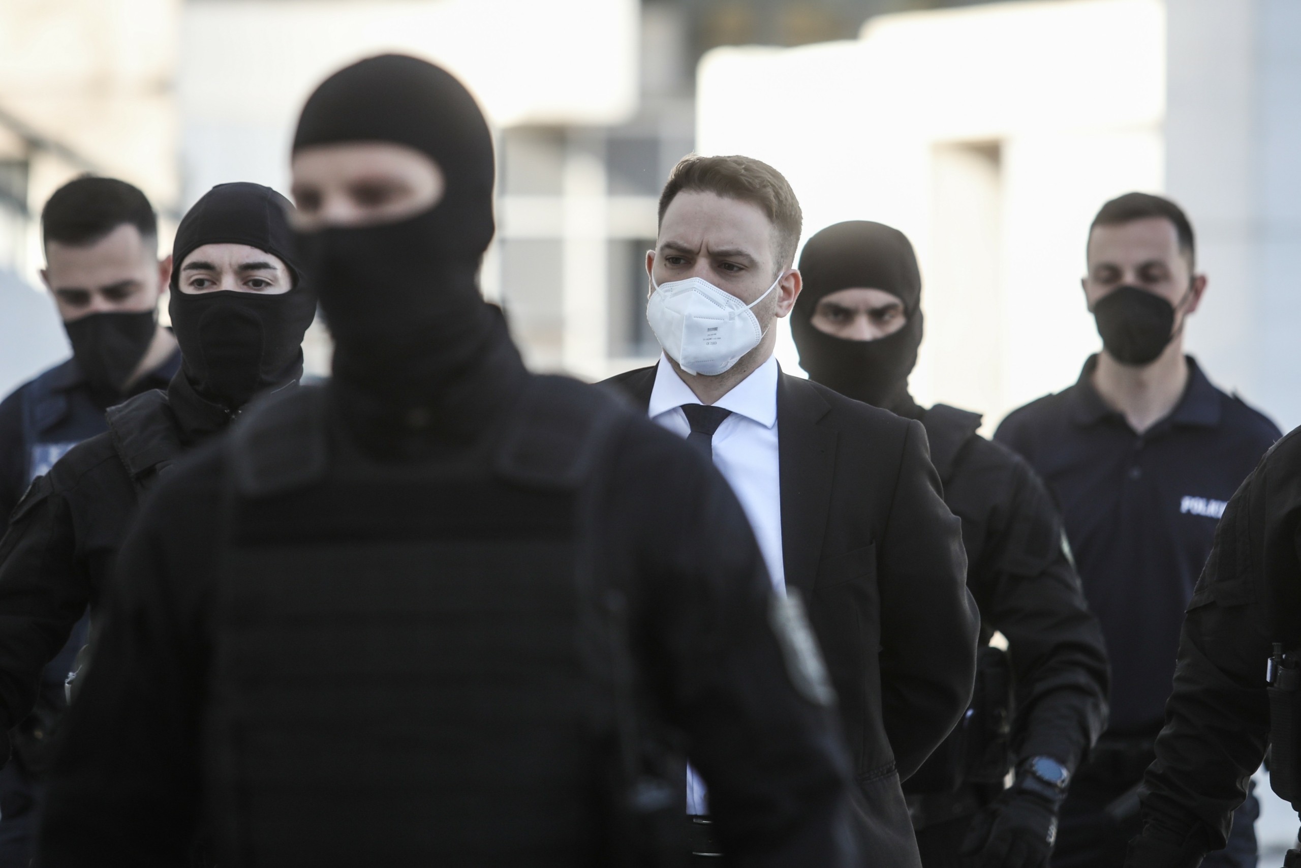 Έδωσε τελικά Πανελλήνιες ο Μπάμπης Αναγνωστόπουλος – Έγραψε για τη βία κατά των γυναικών