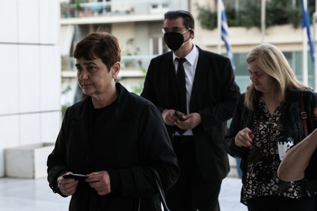 Η ώρα της απόφασης για τον βιασμό και τη δολοφονία της Ελένης Τοπαλούδη (vids)