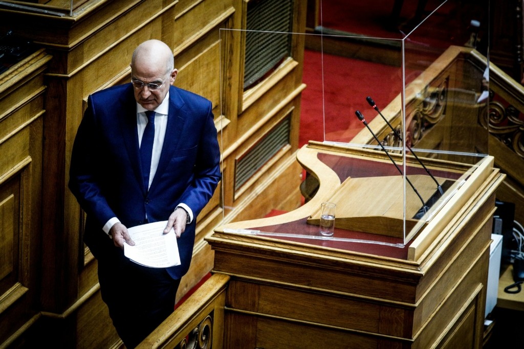 “Καμπανάκι” Δένδια για τις τουρκικές προκλήσεις – “Υπαρκτή η απειλή”