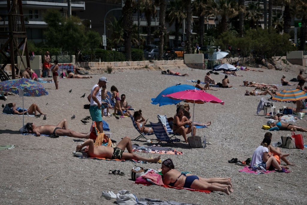 Καλοκαιρινός ο καιρός την Τρίτη σε όλη τη χώρα