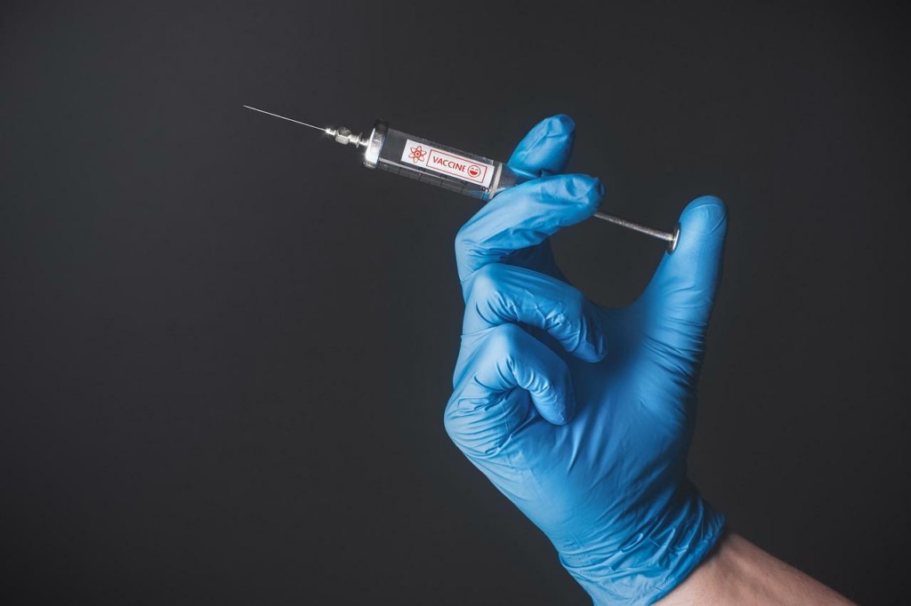 Άρχισε η χορήγηση τέταρτης δόσης εμβολίου κατά του COVID στην Πορτογαλία