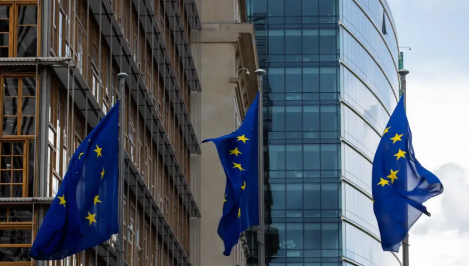 Έτοιμο το έκτο πακέτο κυρώσεων κατά της Ρωσίας – Η ΕΕ επιβάλλει εμπάργκο στο πετρέλαιο