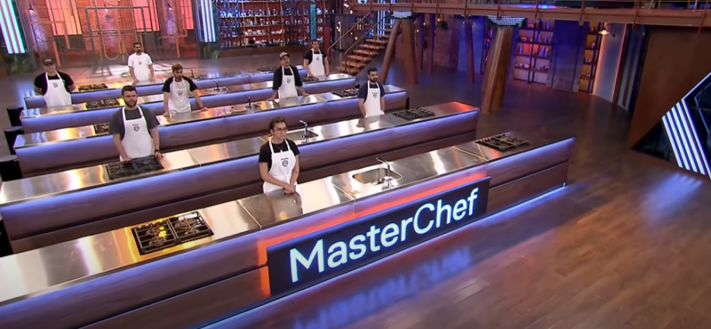 MasterChef – Οι τρεις υποψήφιοι και η παίκτρια που πήγε απευθείας στην 8άδα (vids)